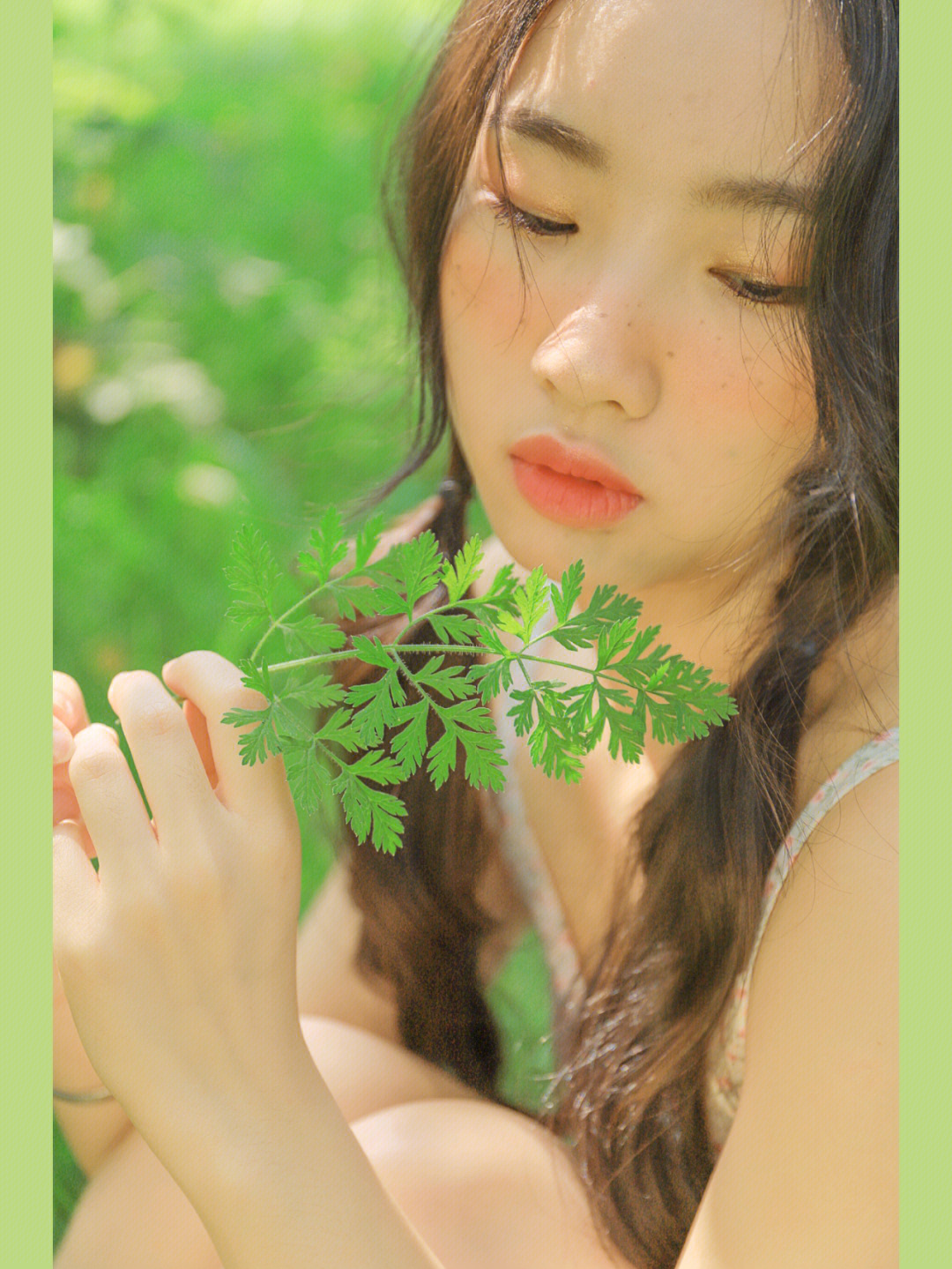 走光裙底写真图库_走光裙底偷拍照片_裙底走光