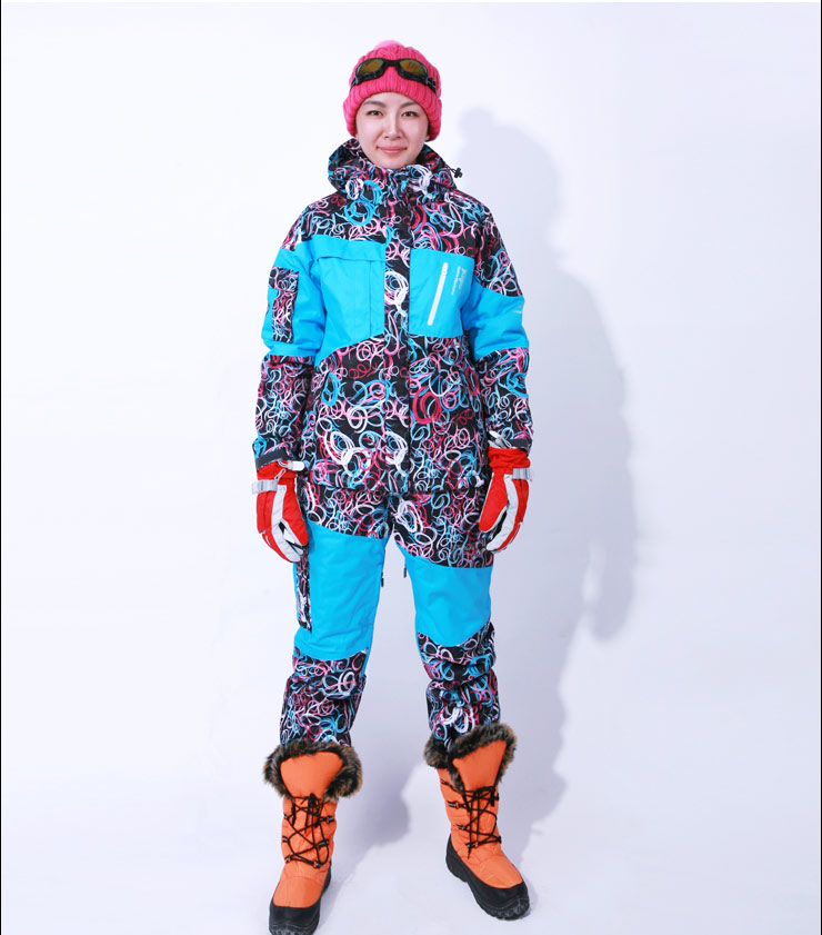 滑雪服品牌推荐_滑雪服装品牌排行_滑雪服牌子