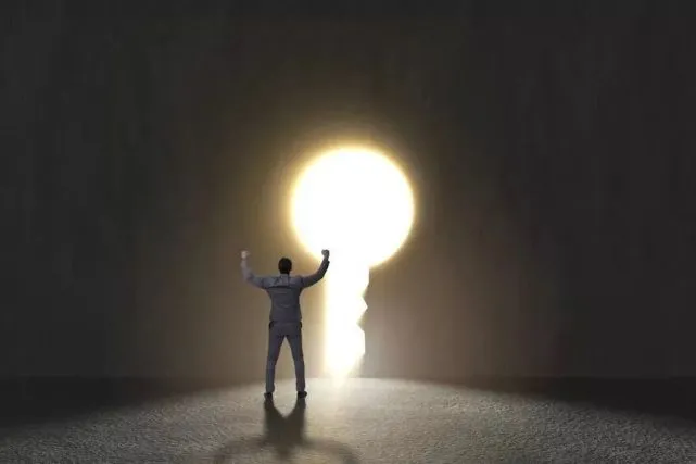 人生到最困境与黑暗时天涯_人生困境整理术阅读_人生困境图片