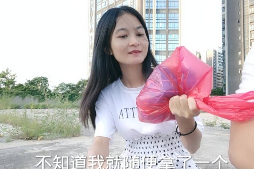 大姨妈来了拍婚纱照方便吗_偸拍mm来大姨妈来了_大姨妈来的时候可以拍片吗