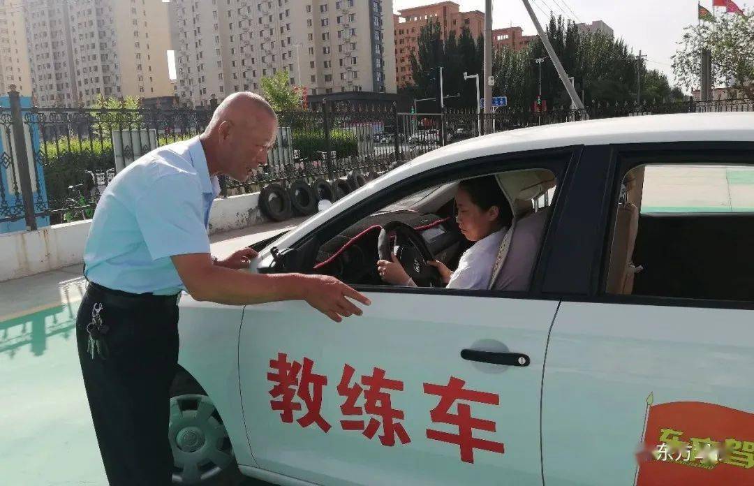郑州手把手汽车陪练公司_郑州汽车陪练陪驾公司_手把手汽车陪练招聘