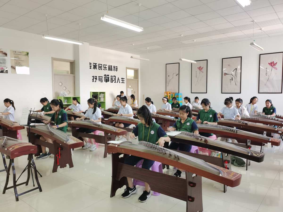 女生快乐棒图片头像_快乐女生吧_女生快乐的声音