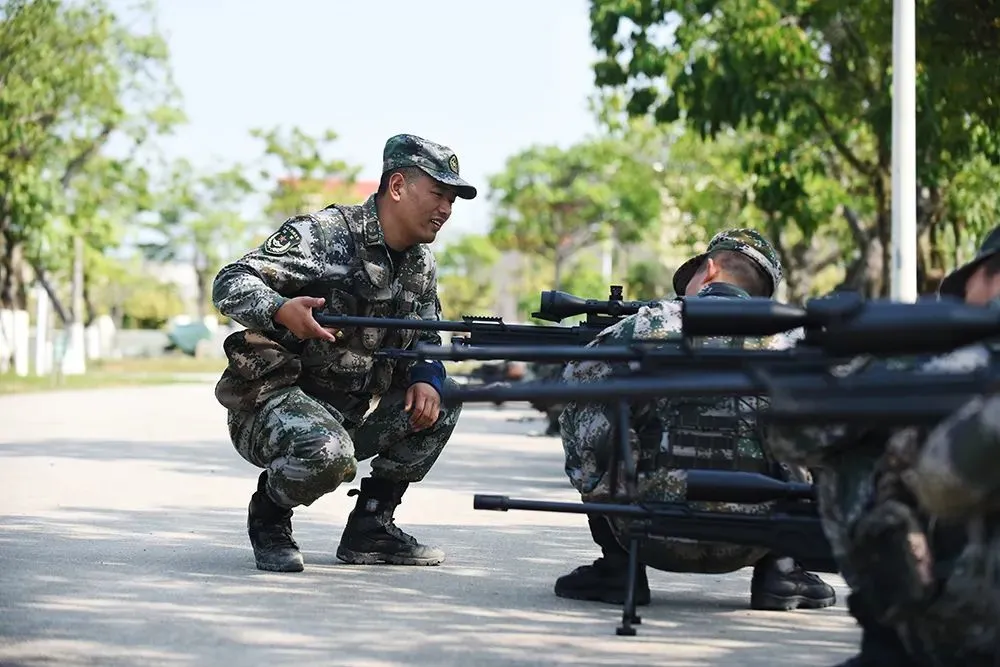 射击类游戏叫FPS_射击类游戏_射击类游戏简称