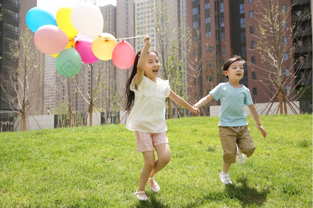 小孩游戏手机_手机上能玩的儿童游戏机_小孩玩的手机软件