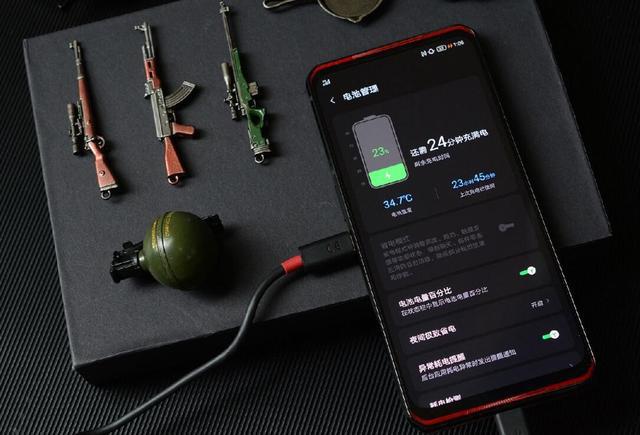 选打手机好游戏用什么软件_只打游戏选什么手机好用_选打手机好游戏用什么键盘