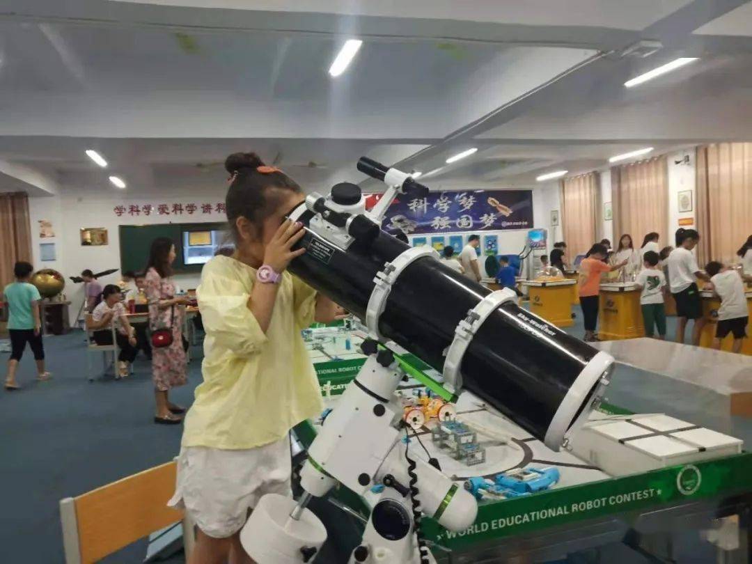 日记未来的学校_日记未来的汽车_未来日记op2