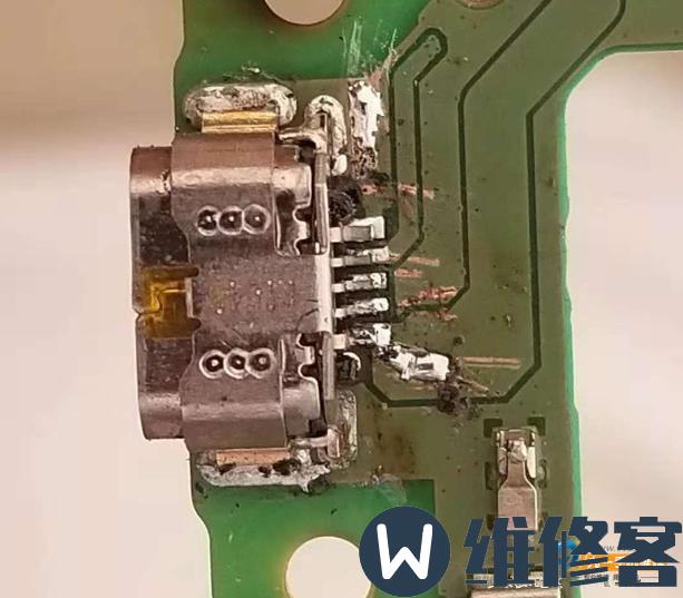 玩卡机突然手机游戏没声音_手机玩着游戏突然卡机了_玩卡机突然手机游戏黑屏