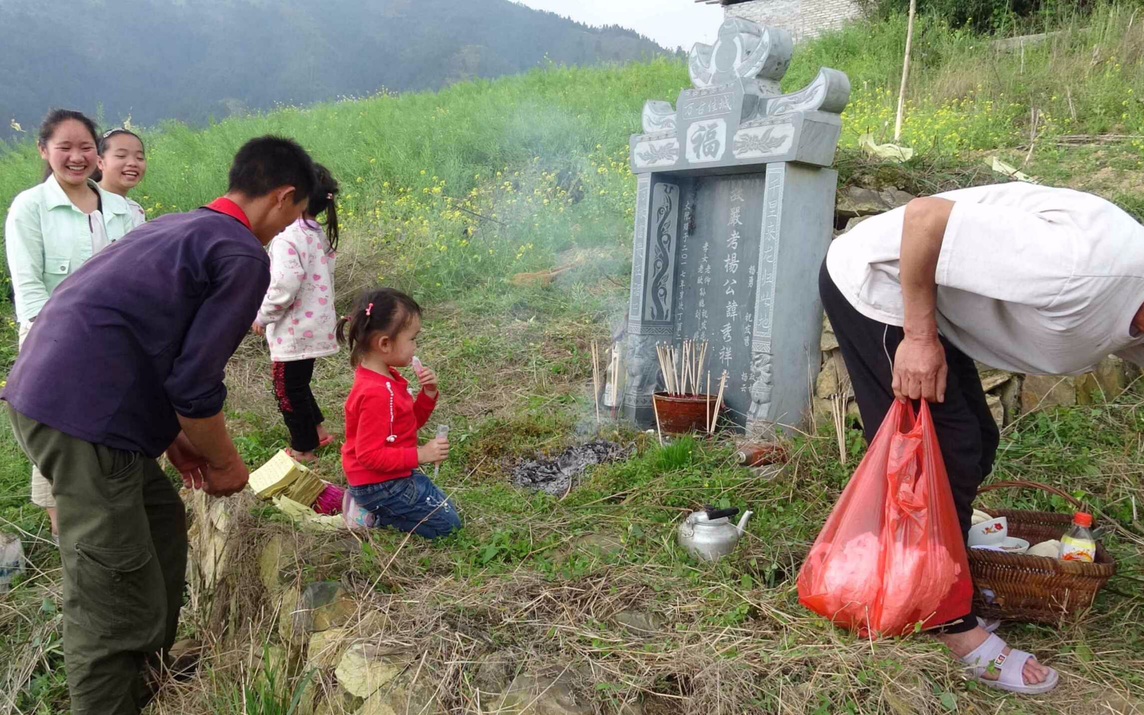 清明节几月几号_清明节是月几号_清明节冫