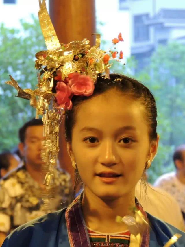 苗族节日有哪些传统节日_苗族节日名称_苗族的节日