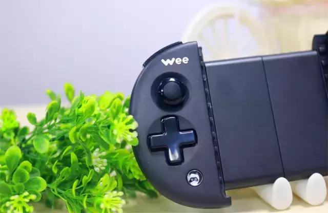 手机游戏用手柄还是神器好_手柄操作的手机游戏_手柄玩手游用什么软件