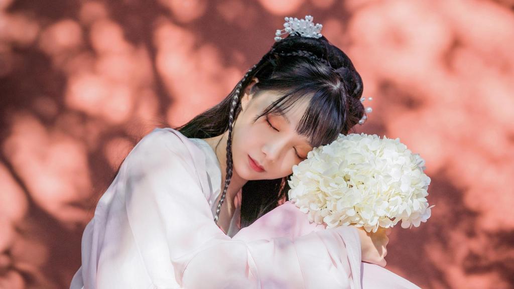 壁纸女生古装_手机游戏壁纸古风女生_壁纸女古风仙气