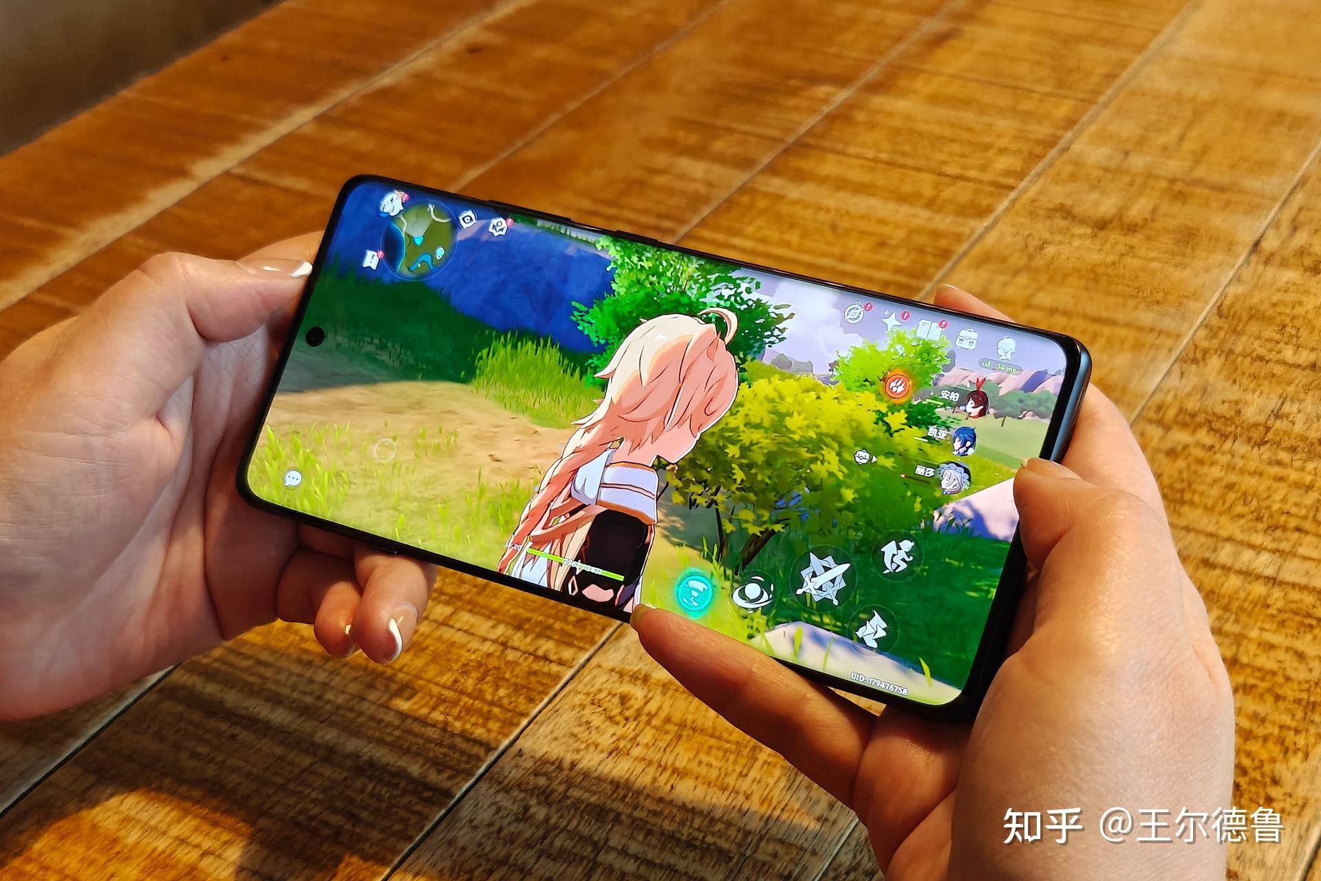 卡顿大型玩手机游戏的软件_无线键盘玩大型游戏_手机玩大型游戏卡顿