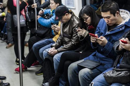堕落玩偶_权力的游戏最色情_手机色情游戏